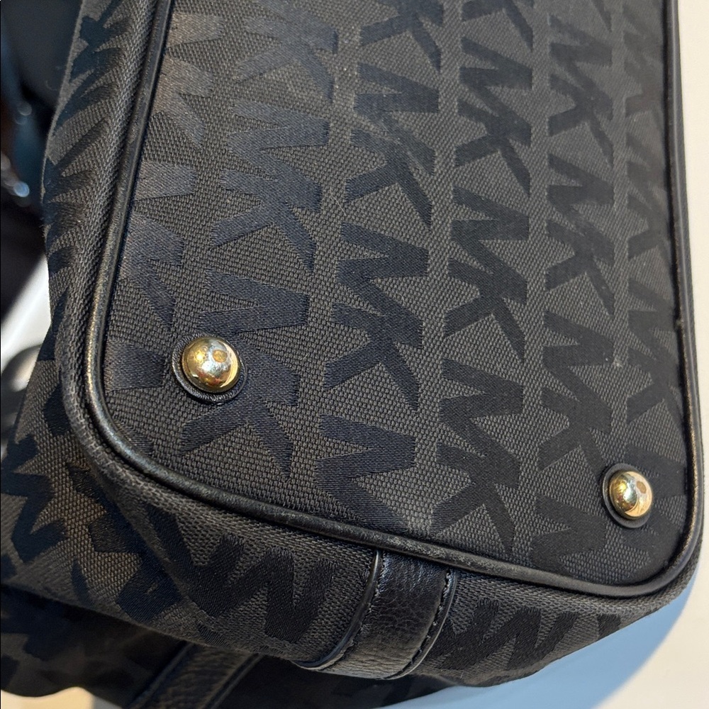 Mk Jet Set Euc - image 8